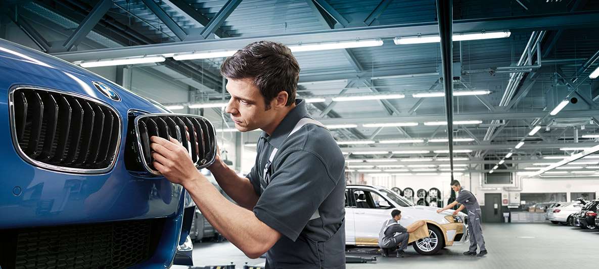 TYLKO ORYGINALNY SERWIS BMW SPRAWI, ŻE TWOJE BMW POZOSTANIE BMW.